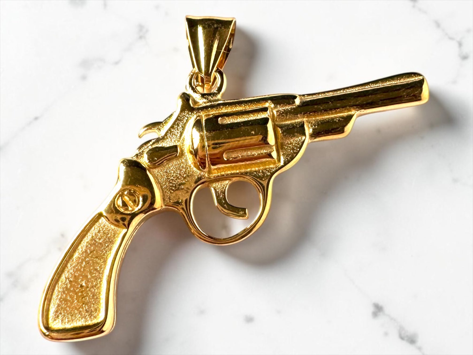 Dije Pistola